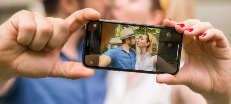 Vermeide den größten Selfie-Cam Fehler! [Video] 1